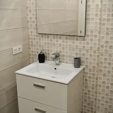 Apartment Sun - 3 Bedrooms, Priv Parking, Pool, Ac, Tv Channels, Fibre Net Los Cristianos (Tenerife)