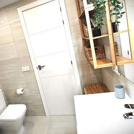 Sun - 3 Bedrooms, Priv Parking, Pool, Ac, Tv Channels, Fibre Net Los Cristianos (Tenerife)