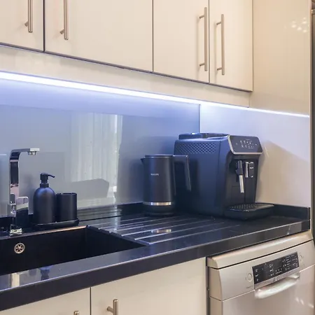 Sun - 3 Bedrooms, Priv Parking, Pool, Ac, Tv Channels, Fibre Net Апартаменты Лос Кристианос