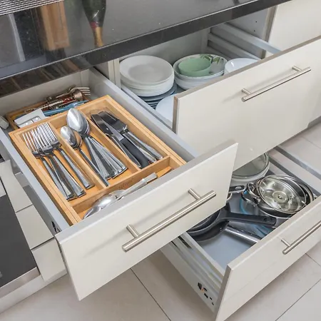 Sun - 3 Bedrooms, Priv Parking, Pool, Ac, Tv Channels, Fibre Net Лос Кристианос